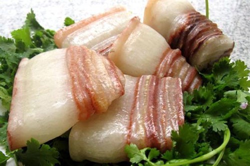 Cận[-]cảnh[-]đá[-]thịt[-]lợn[-]quý[-]hiếm[-]có[-]giá[-]đắt[-]hơn[-]vàng